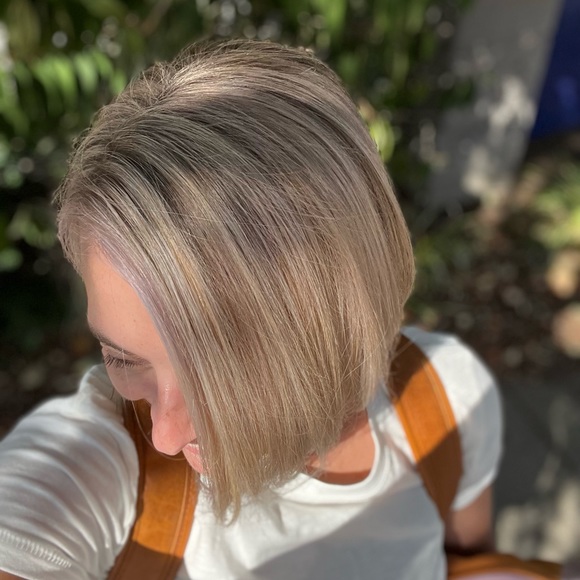 Meet your Posher, Tracy - Picture 1 of 2